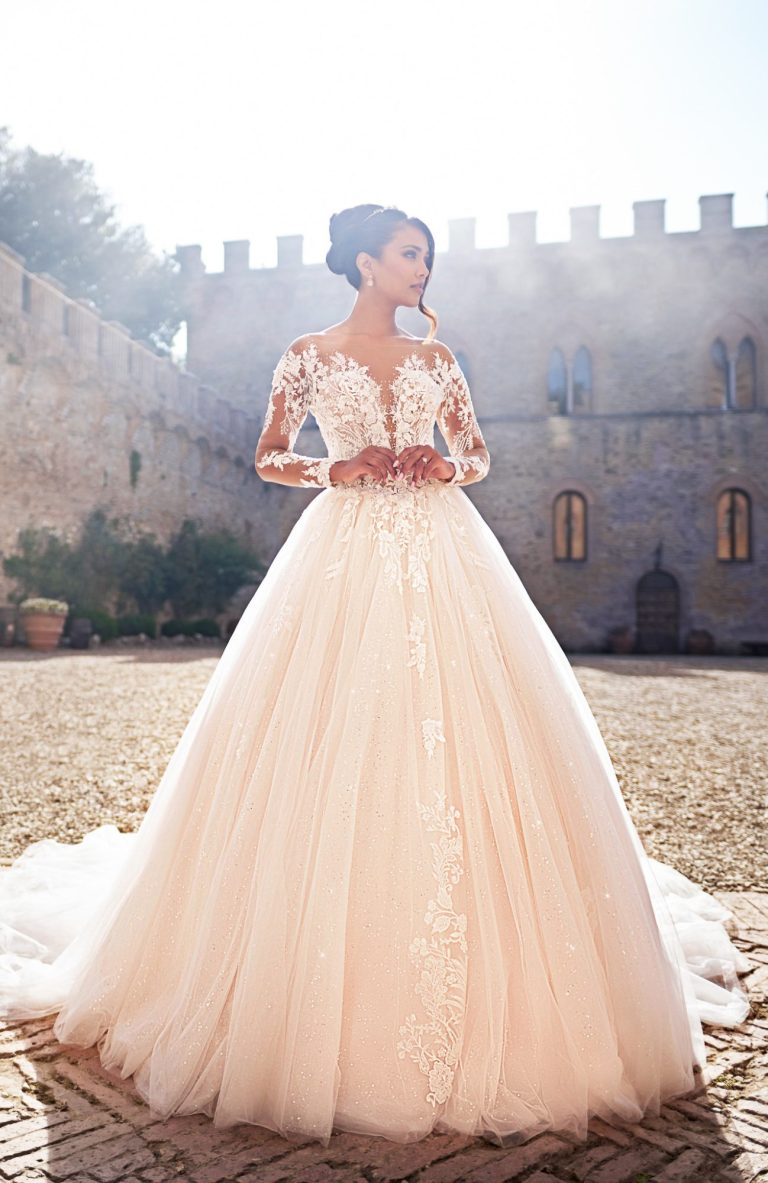 BAO La Mariée, besondere Einzelstücke und Designerbrautkleider zum Outletpreis, www.brautoutlet-warendorf.de